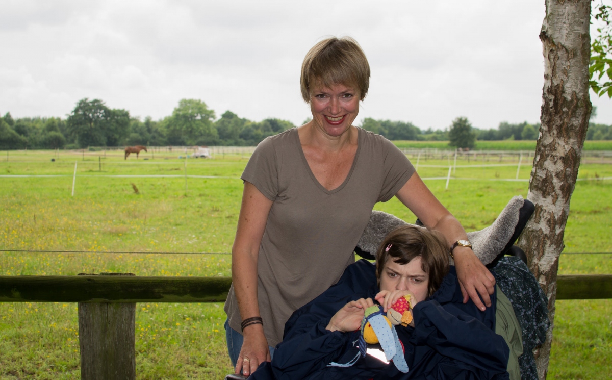 Annette und Caren Robens